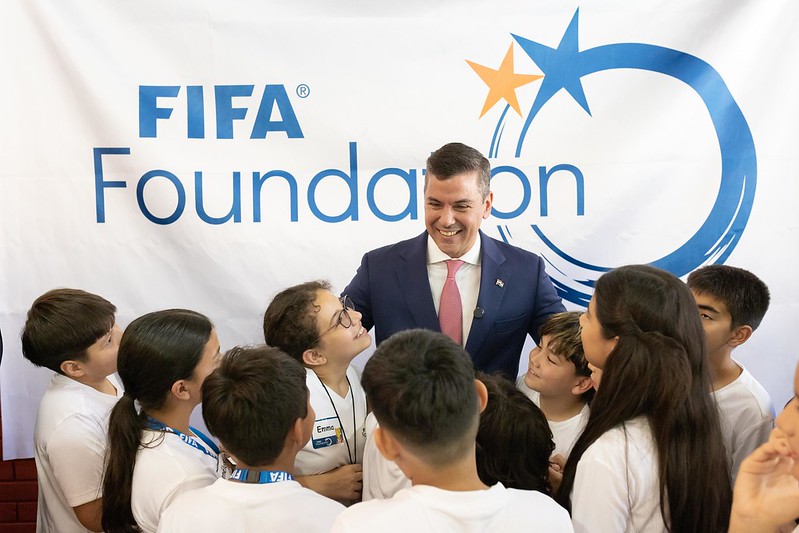 Visita a la Escuela Básica Nº 269 “Julio Correa” en el marco del Taller Educativo del Programa de Educación Digital impulsado por la Fundación FIFA