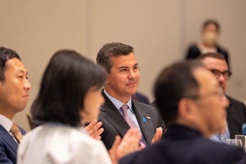 Reunión del presidente Santiago Peña con miembros de YPO Japón