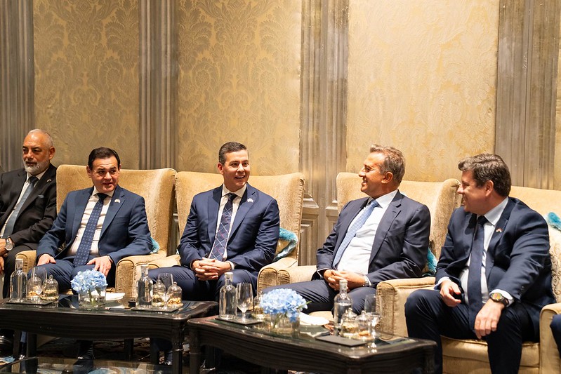 Reunión del presidente Santiago Peña con 100 CEOs de startups de la India, de sectores estratégicos como logística