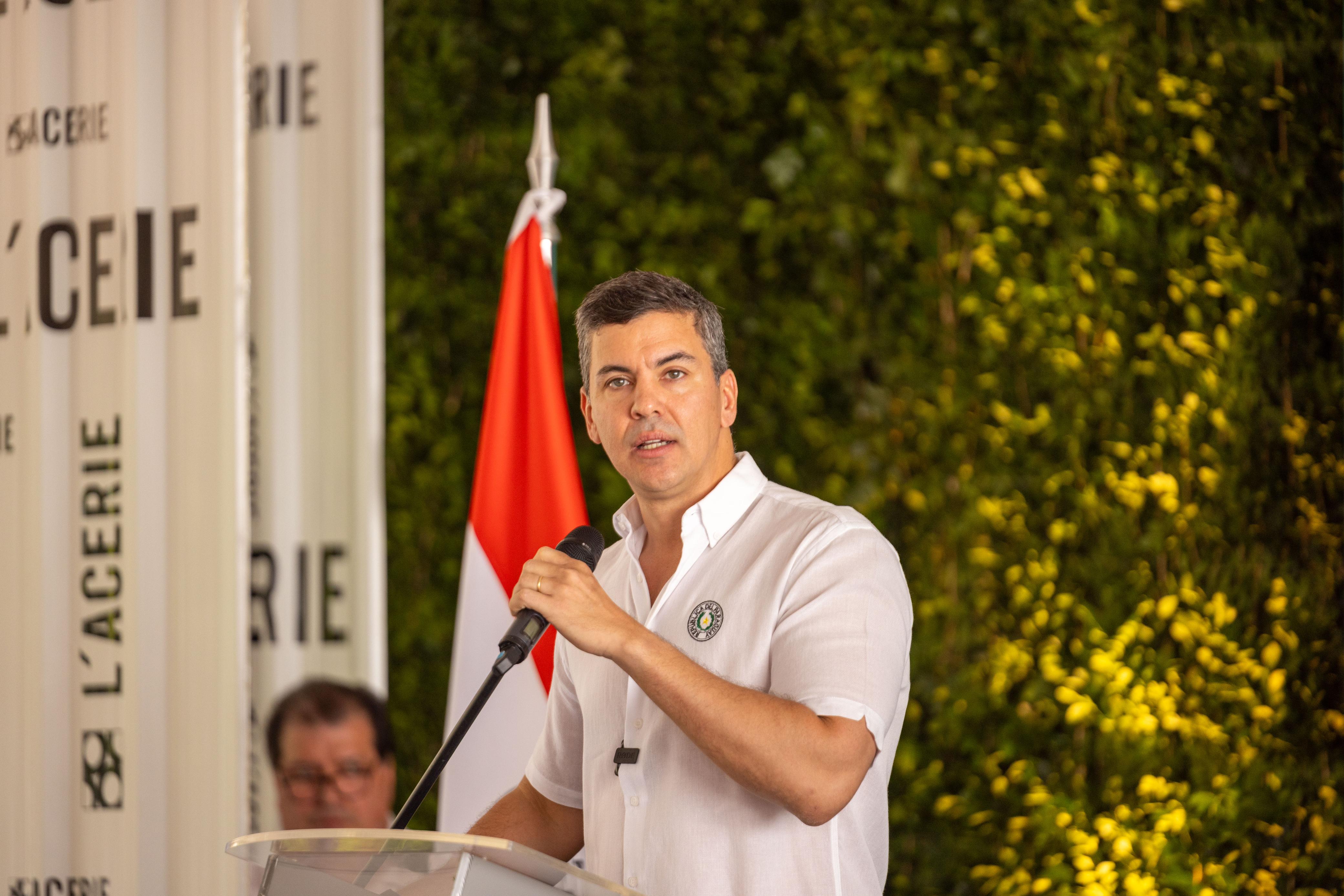 Presidente Peña inauguró planta de elaboración de chapas termoacústicas e instó a los empresarios a ser ambiciosos