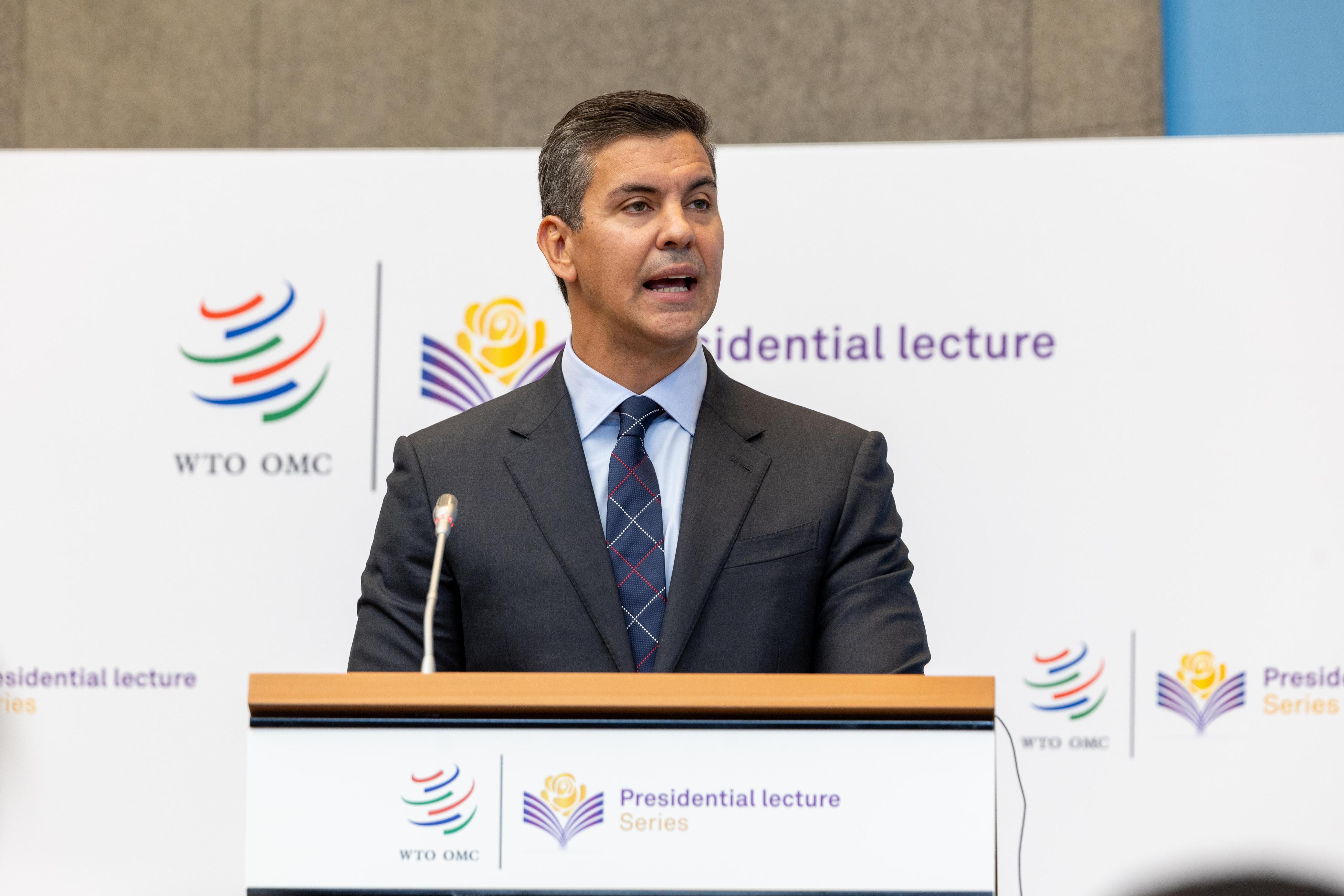 Presidente Peña abordó los desafíos y oportunidades del comercio internacional frente a la OMC