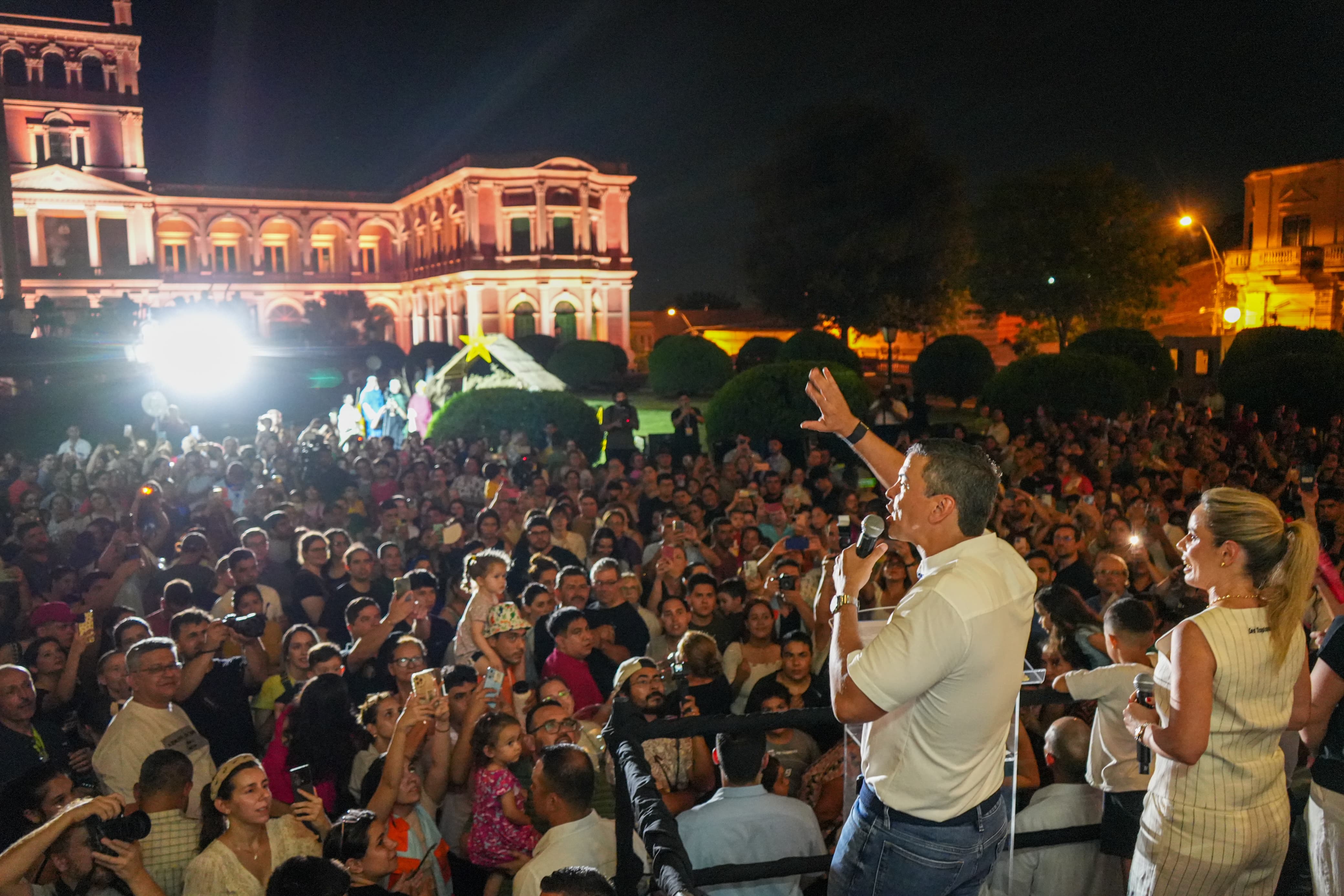 El Gobierno de Paraguay celebró la “Guarania de Navidad” con un espectáculo único