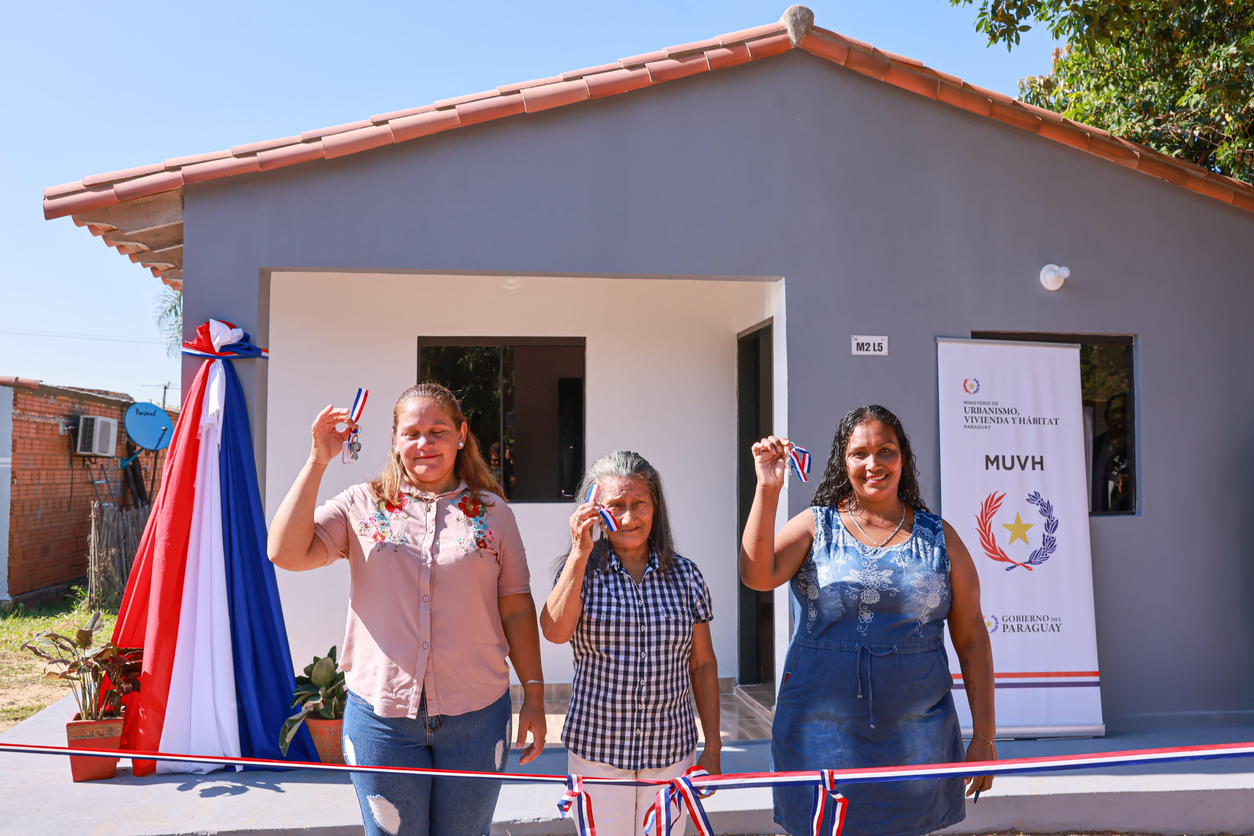 Gobierno del Paraguay ya entregó más de 12.000 viviendas dignas a los paraguayos.