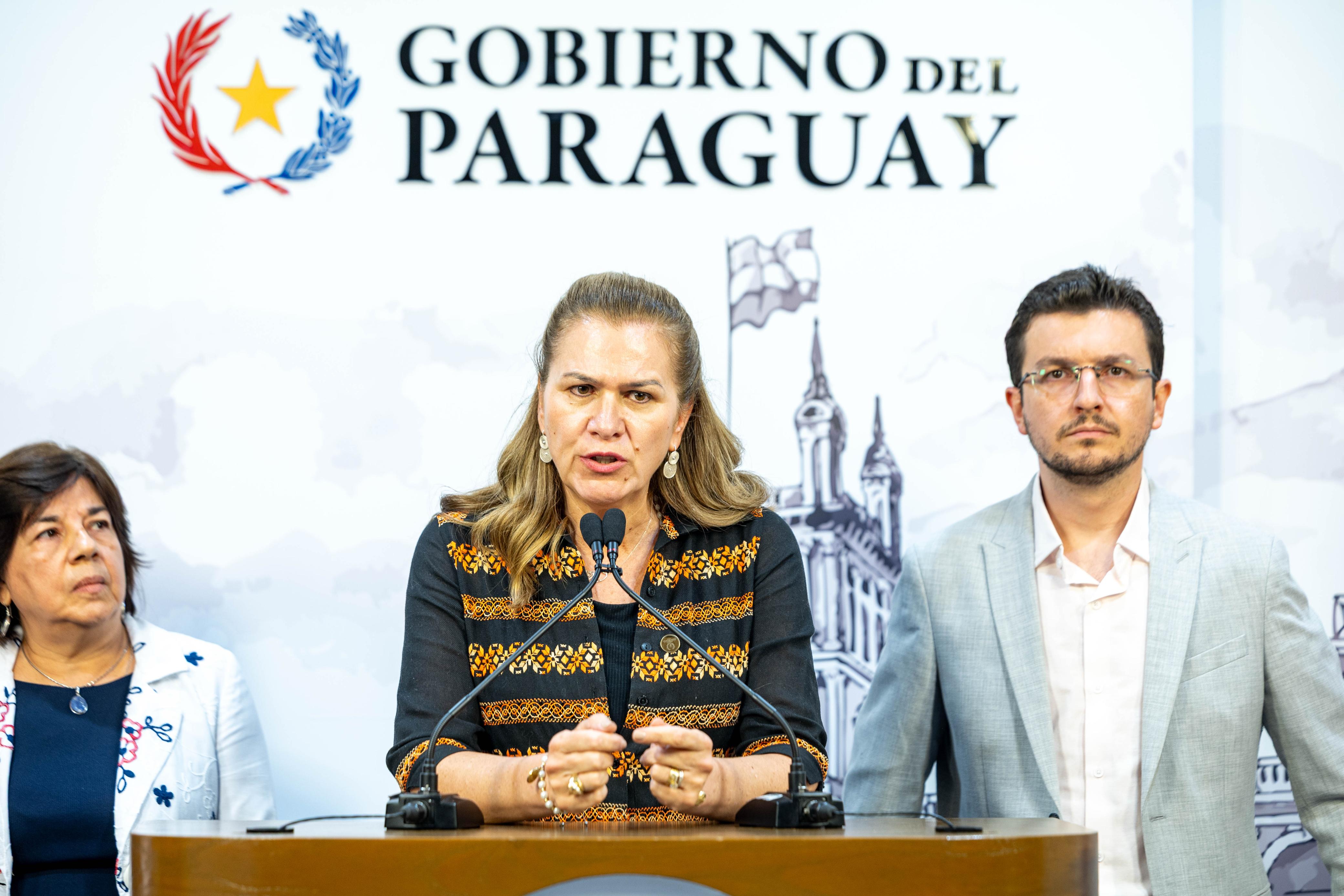 El Equipo Nacional de Salud, liderado por el presidente Santiago Peña habilita 51 camas más de terapia intensiva