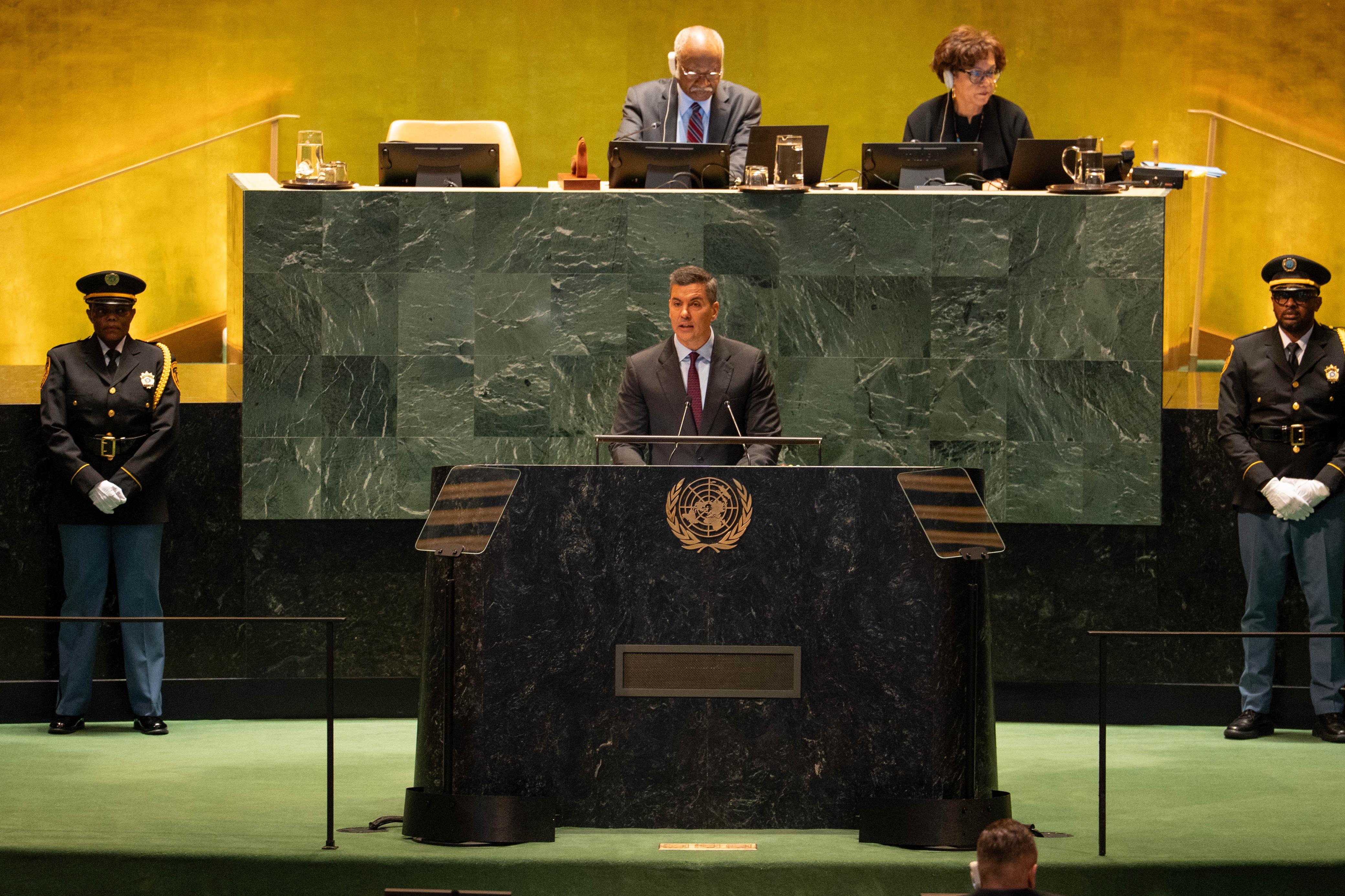 El Presidente Santiago Peña expuso en la Sesión Plenaria Especial de la Asamblea General de la ONU