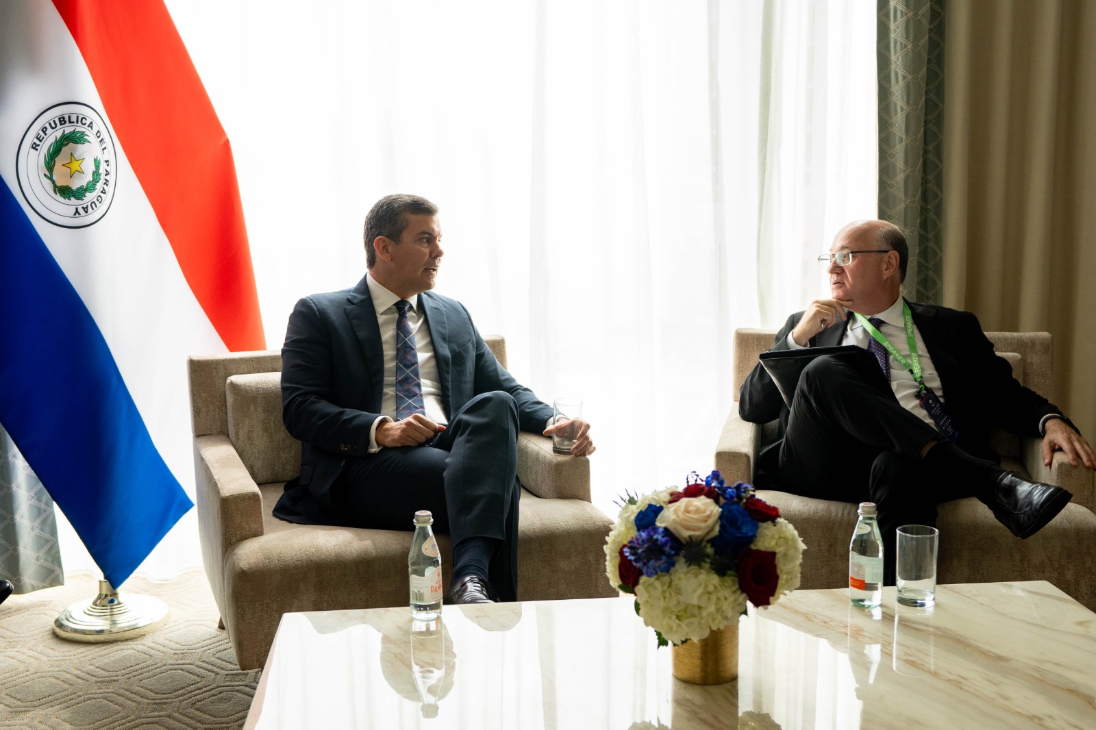 El Presidente afianza vínculos estratégicos con referentes económicos globales en Los Ángeles