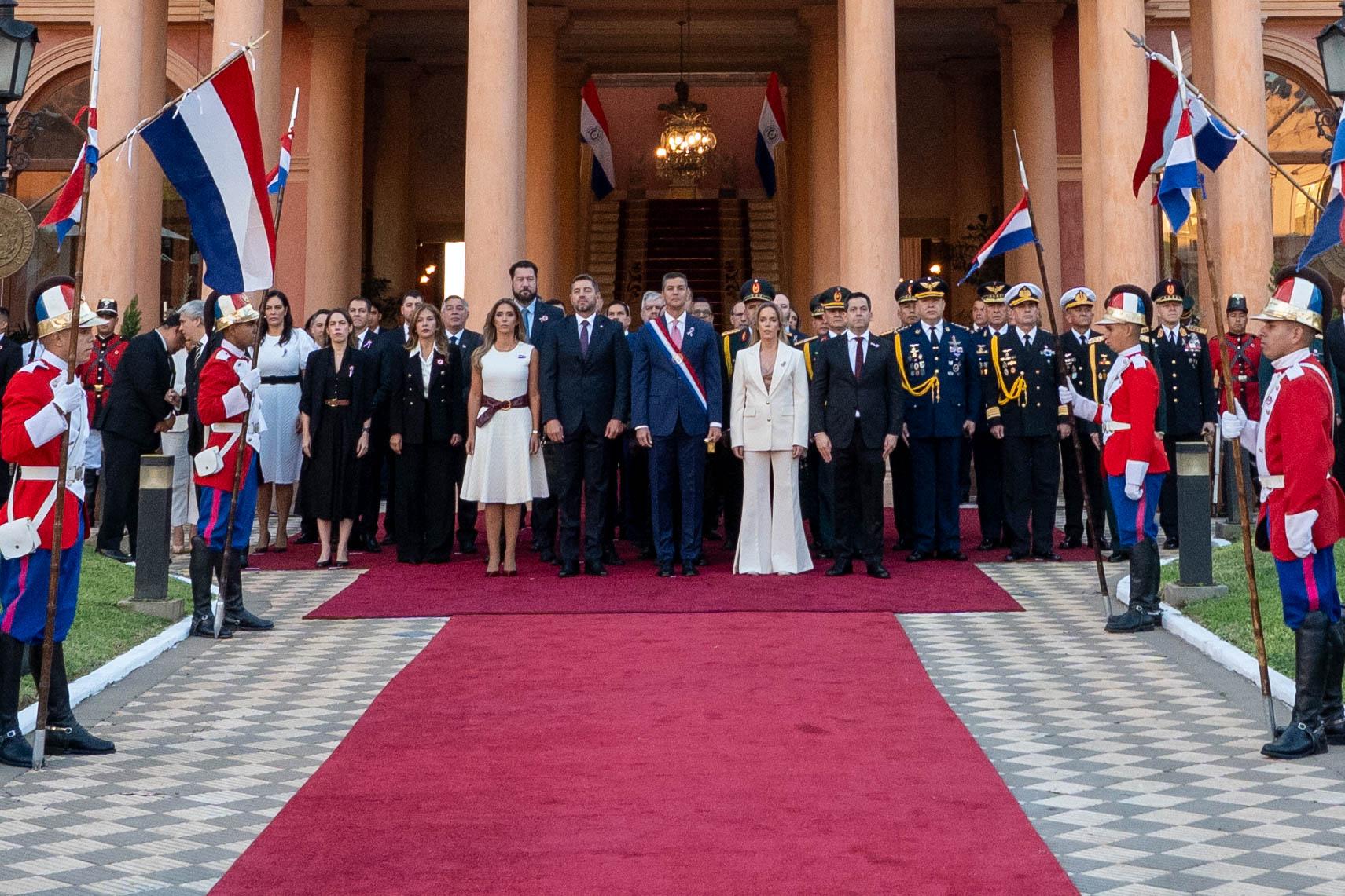 El presidente Santiago Peña encabezó los actos por el 214º Aniversario de la Independencia del Paraguay