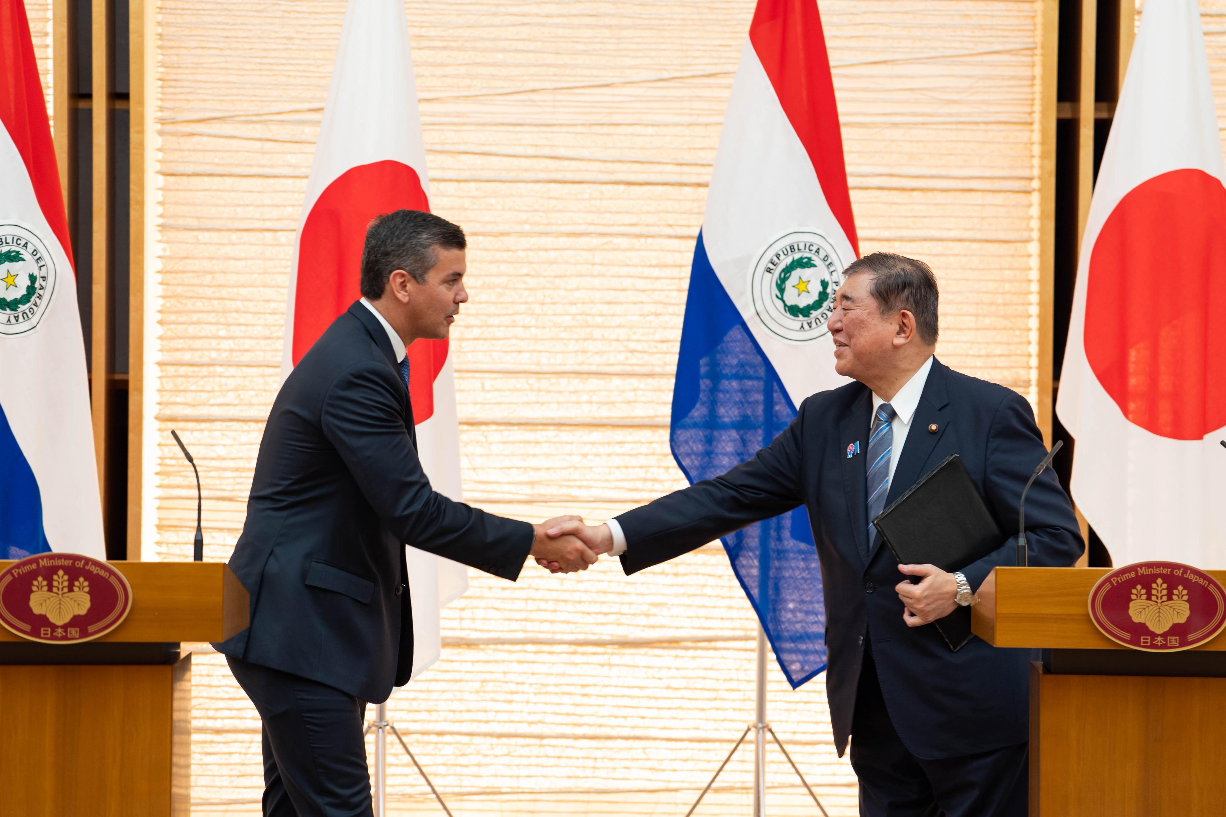 Paraguay es elevado a socio estratégico de Japón tras reunión bilateral entre el presidente Peña y el primer ministro Ishiba