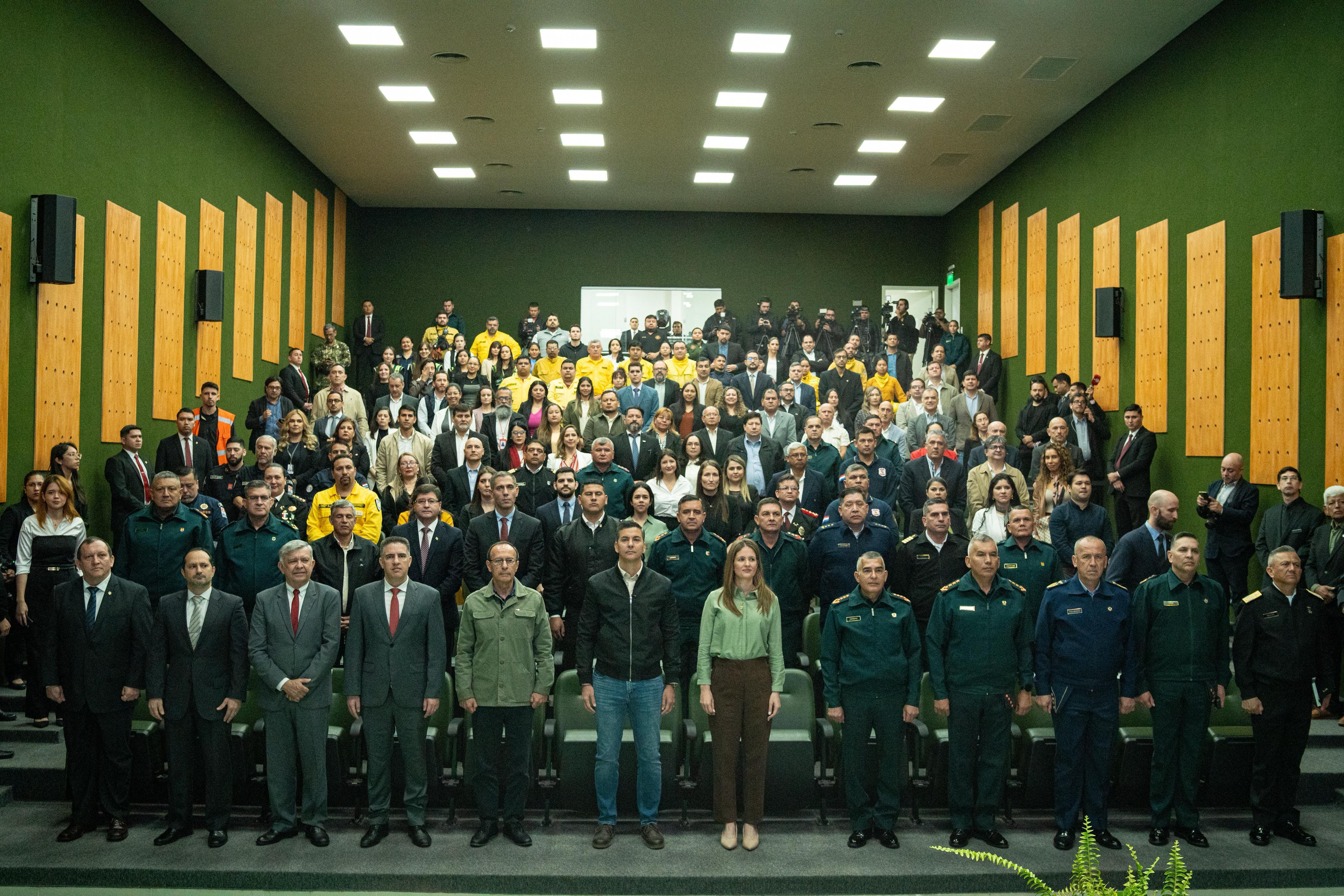 Presidente Peña destaca el valor de la tecnología para proteger a los paraguayos y el medio ambiente