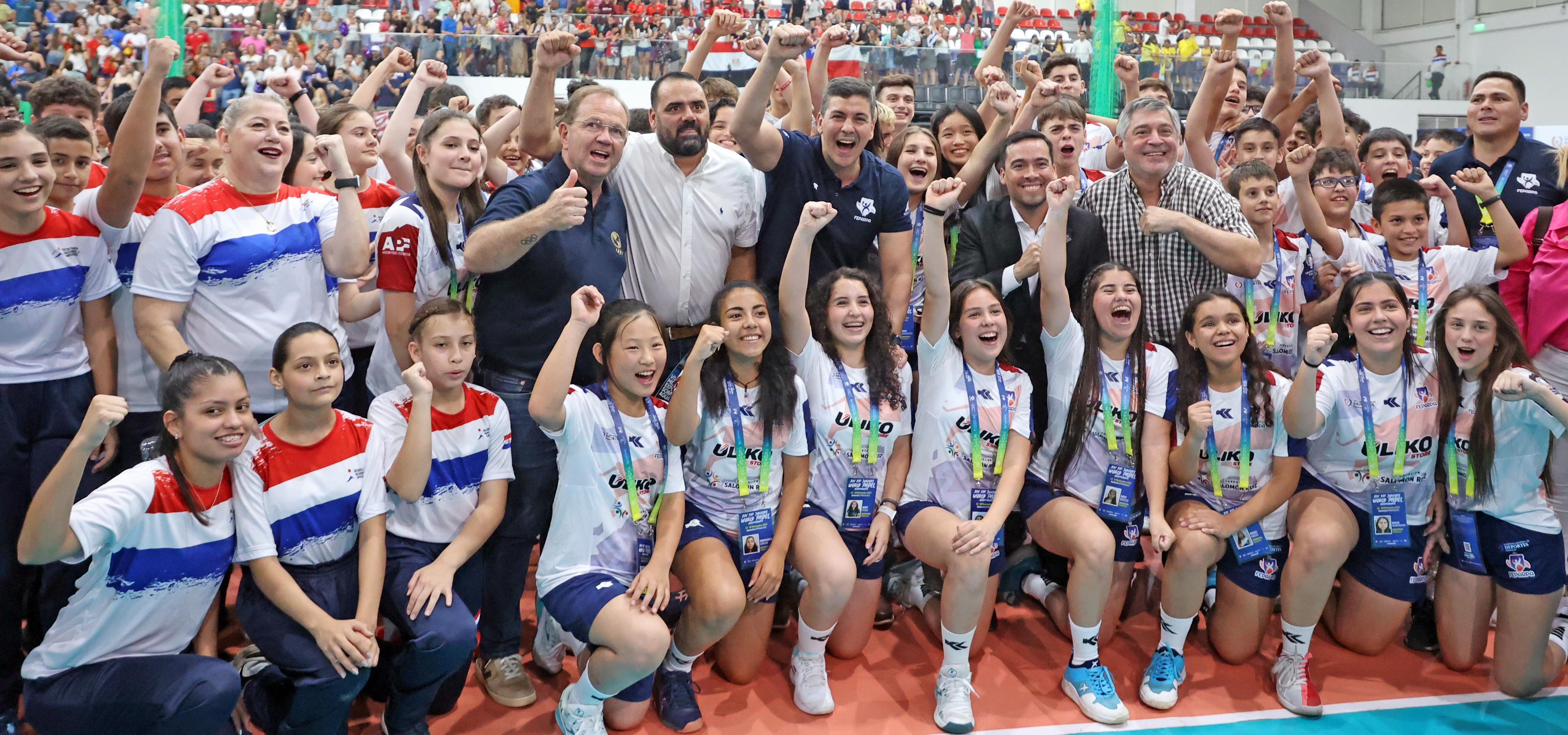 Presidente reafirma su compromiso de impulsar el deporte como política de Estado
