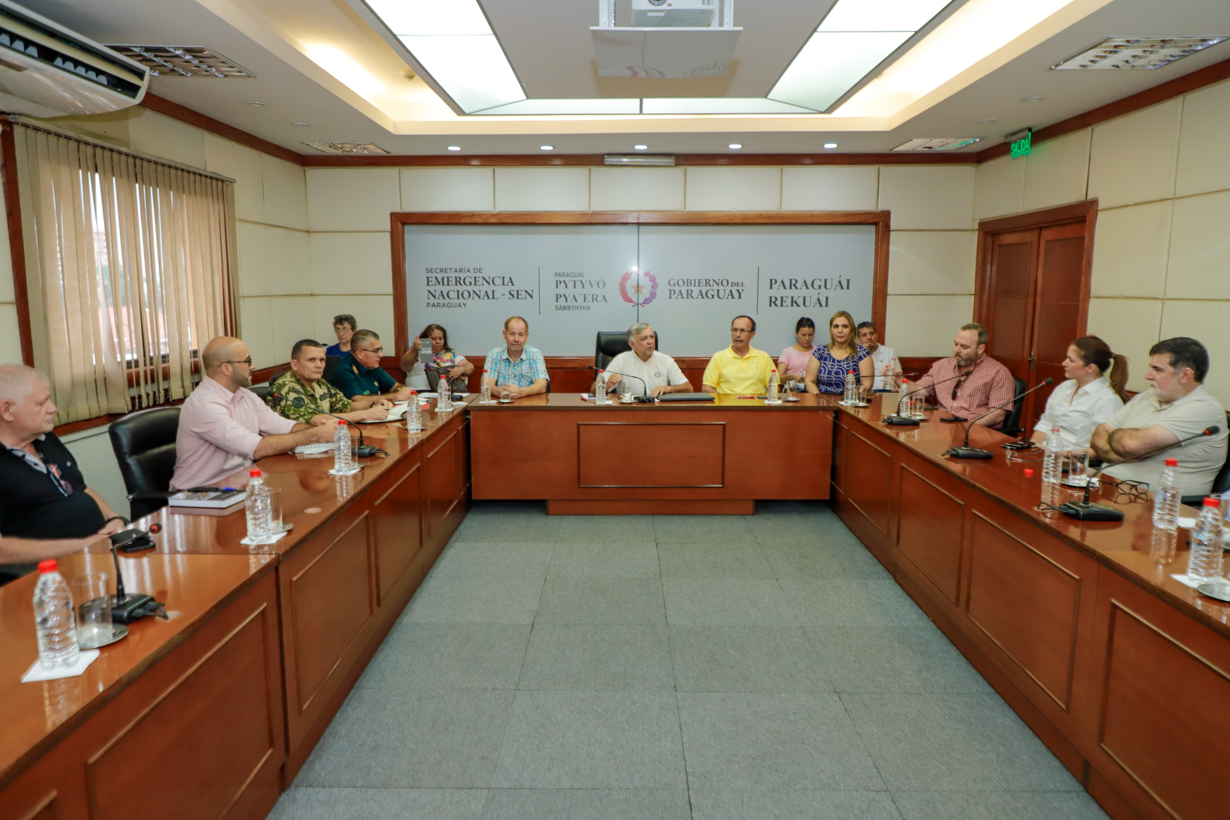 Gobierno instala mesa de trabajo para prevenir y combatir incendios