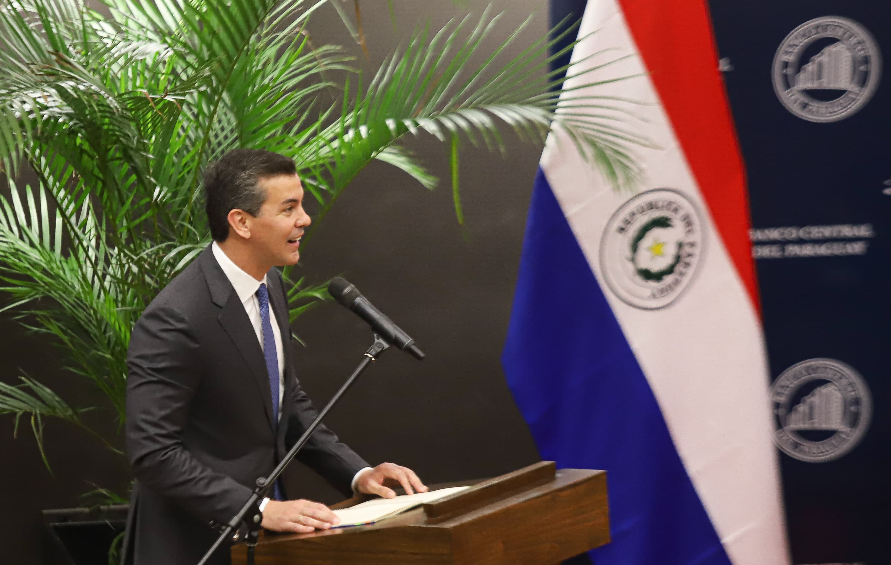 Presidente Peña y Presidente Boric se reúnen con empresarios para impulsar la integración y los negocios entre Paraguay y Chile Presidente Peña y Presidente Boric se reúnen con empresarios para impulsar la integración y los negocios entre Paraguay y Chile