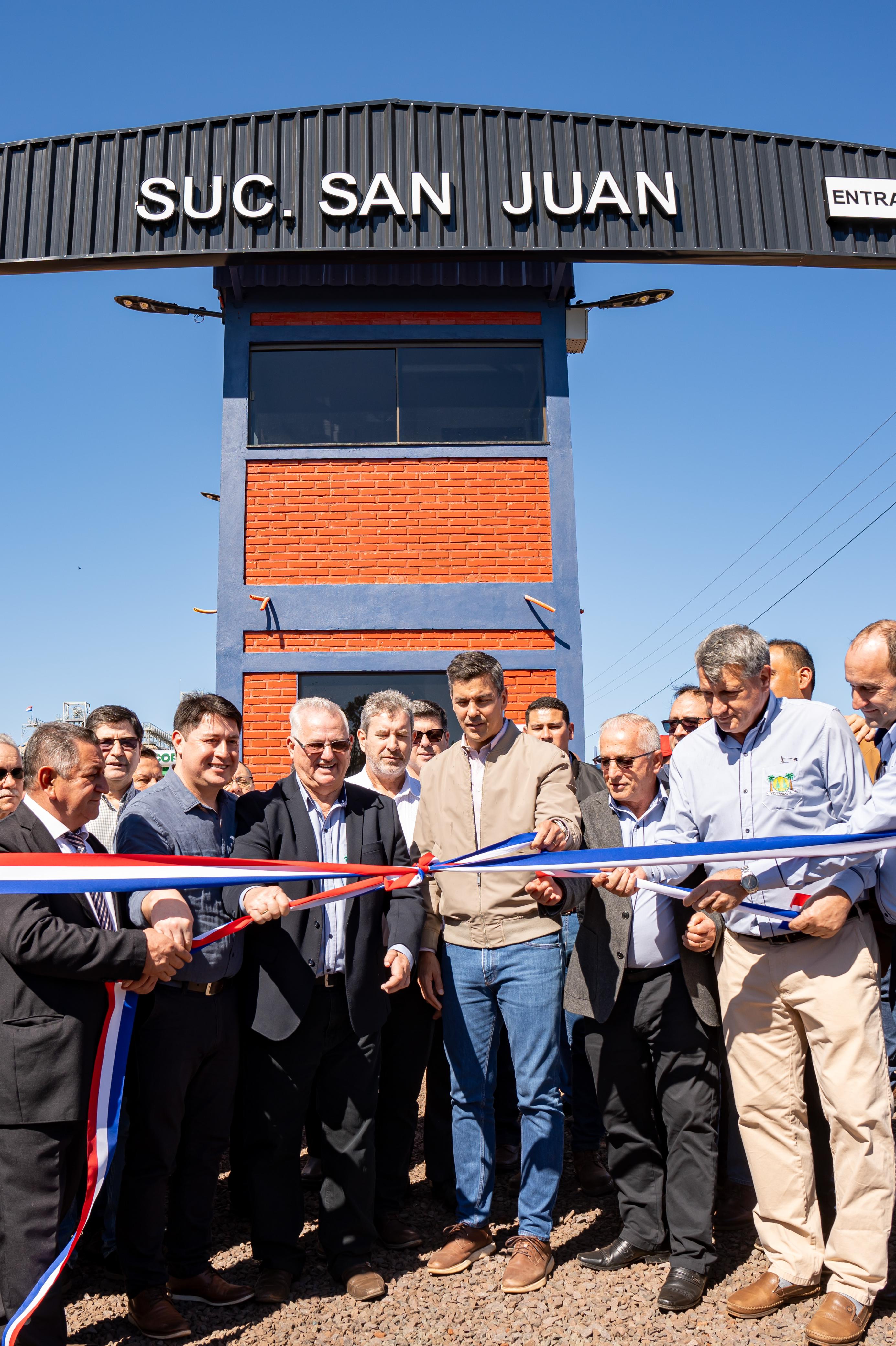 Gobierno del Paraguay inaugura obras en Caazapá