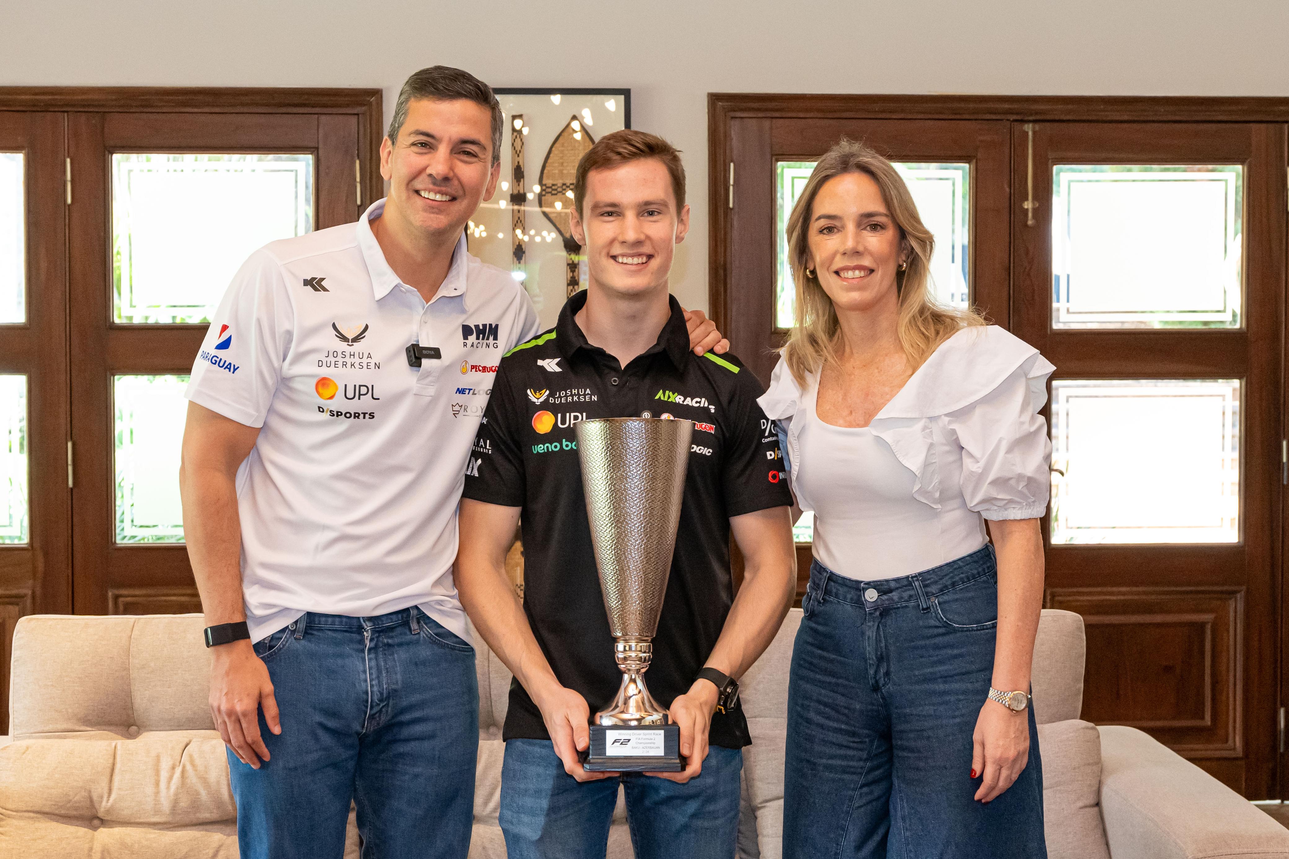 Presidente Peña destaca logro de Joshua Duerksen en Fórmula 2 Presidente Peña destaca logro de Joshua Duerksen en Fórmula 2