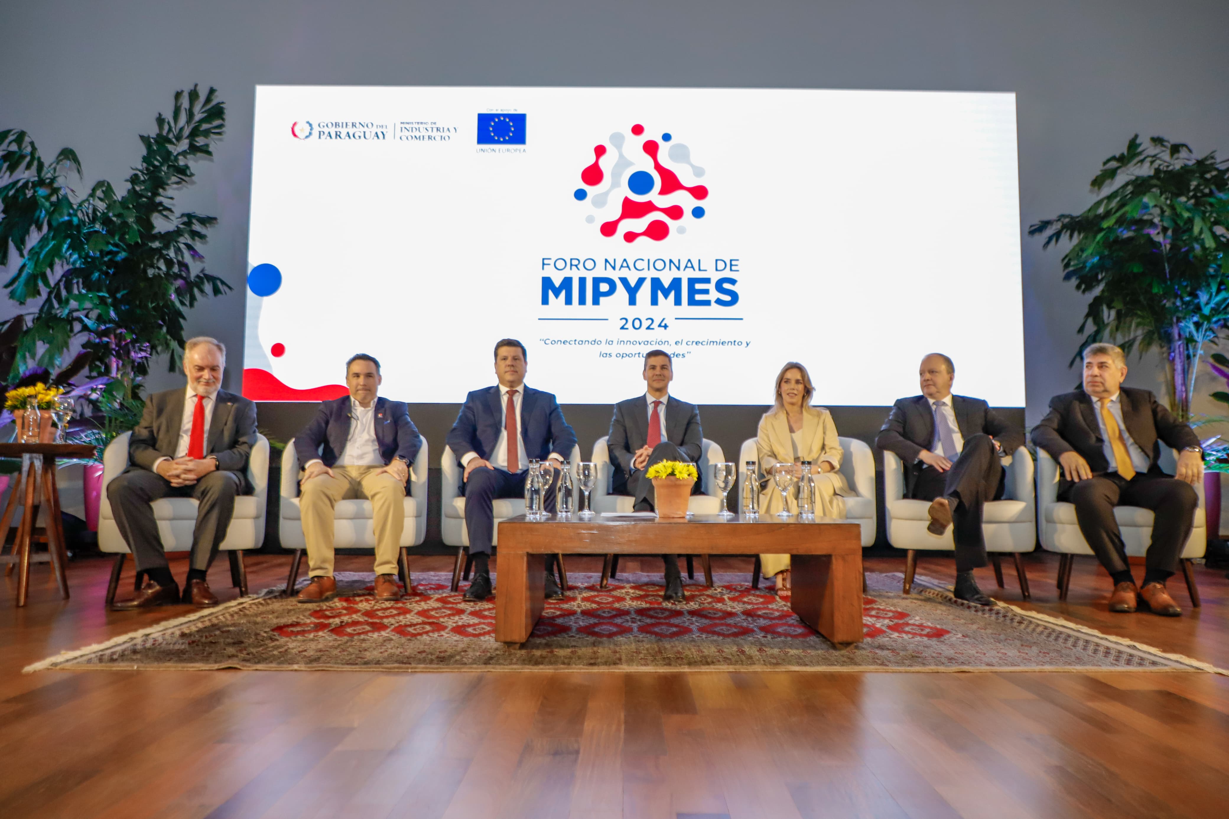 Presidente Peña dio apertura al Foro Nacional de Mipymes 2024 Presidente Peña dio apertura al Foro Nacional de Mipymes 2024