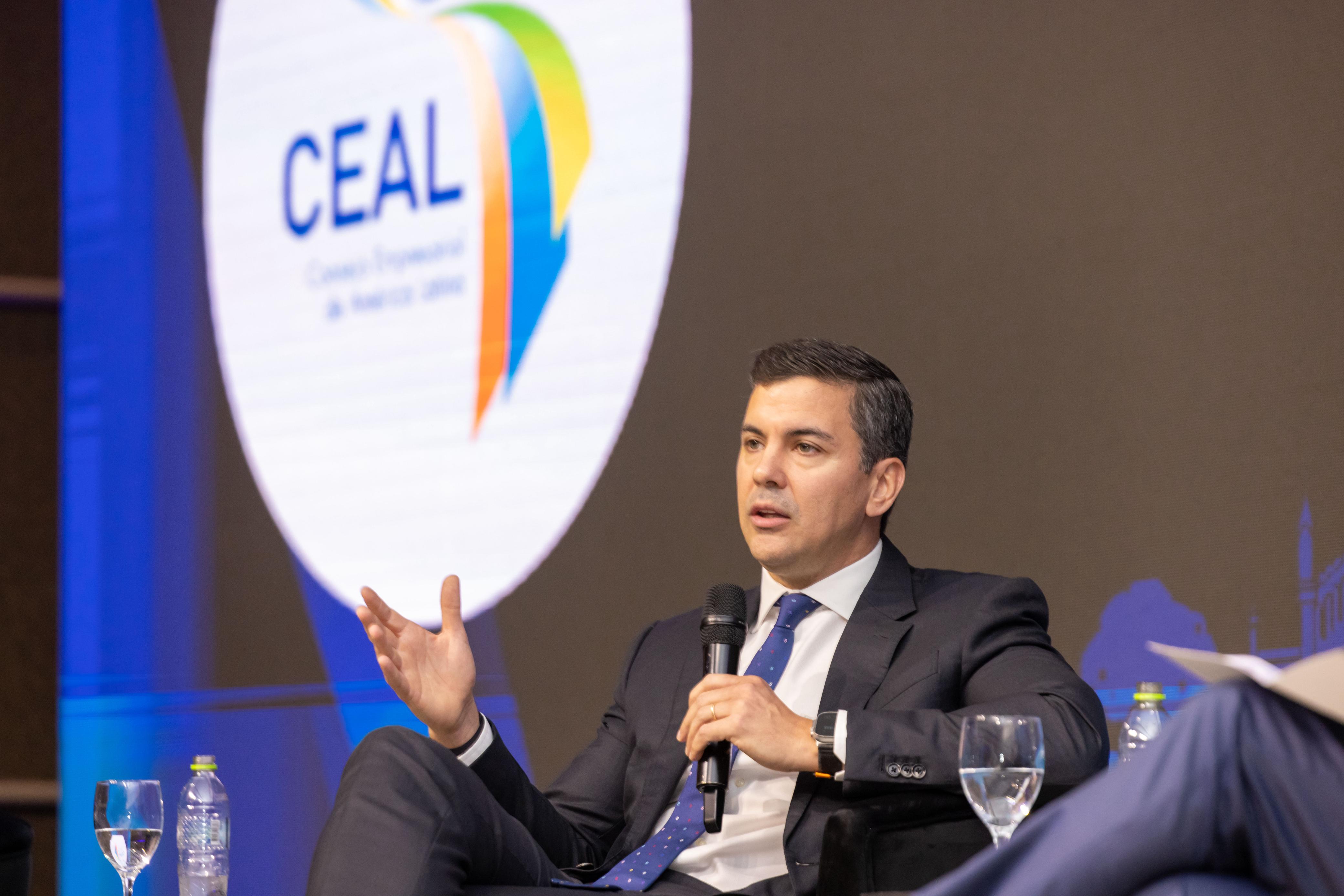 Presidente Peña encabeza apertura de asamblea de CEAL