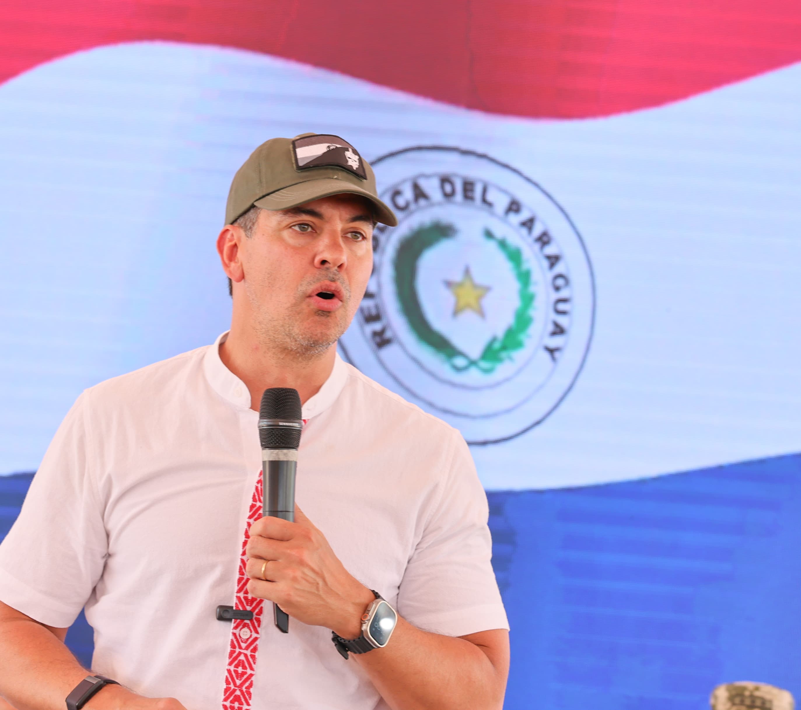 Entrega de viviendas en el Chaco: “Quiero ser el presidente que más ha hecho por los pueblos originarios”