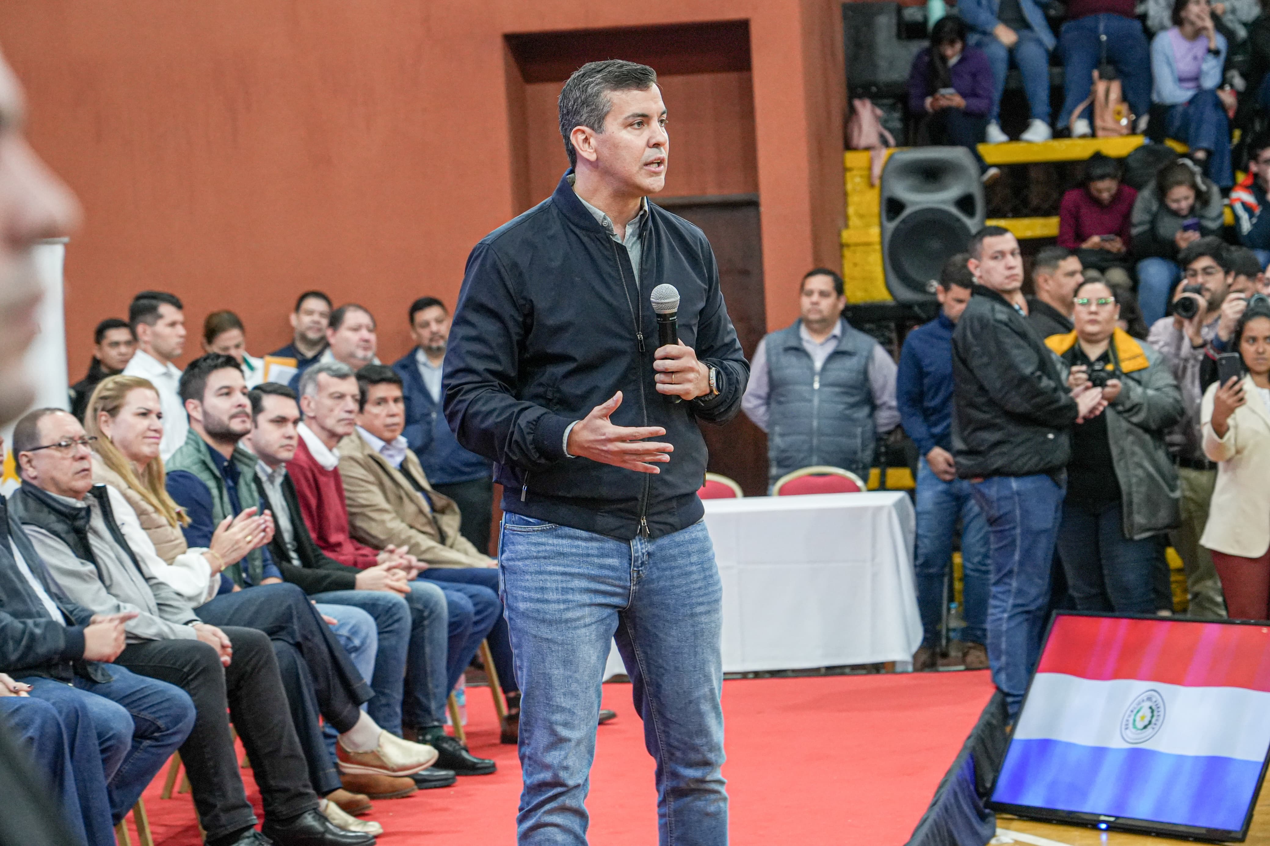 Presidente Santiago Peña impulsa el desarrollo integral de Itapúa con múltiples inversiones sociales, sanitarias y educativas