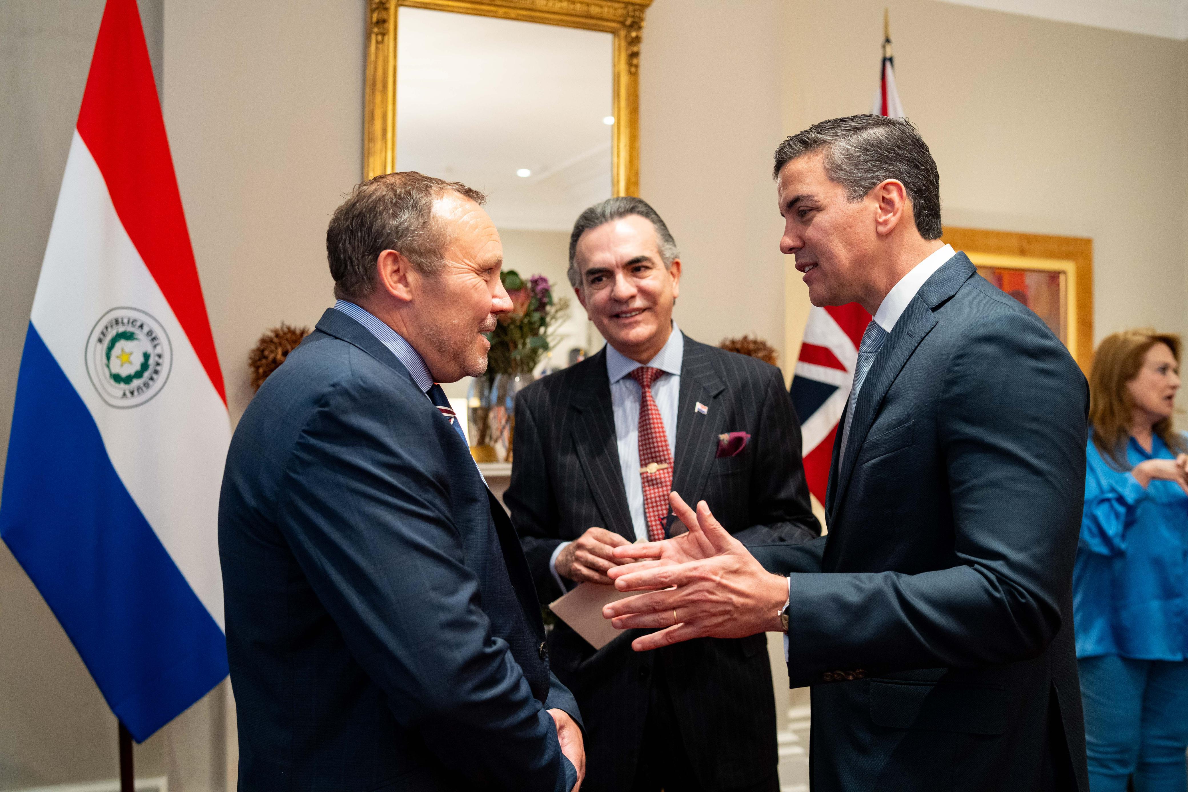 Presidente Santiago Peña impulsa posicionamiento de la carne paraguaya en el Reino Unido