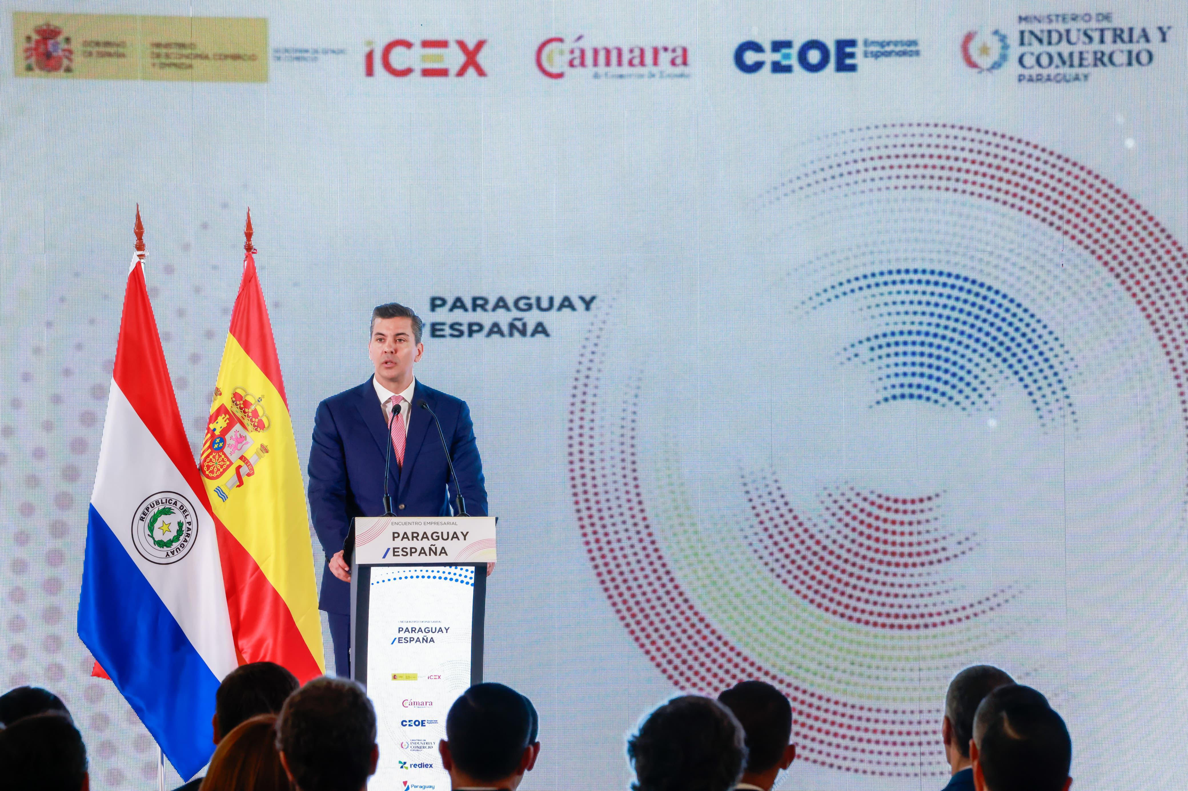 Presidente Peña destaca potencial del Paraguay ante empresarios y autoridades de España