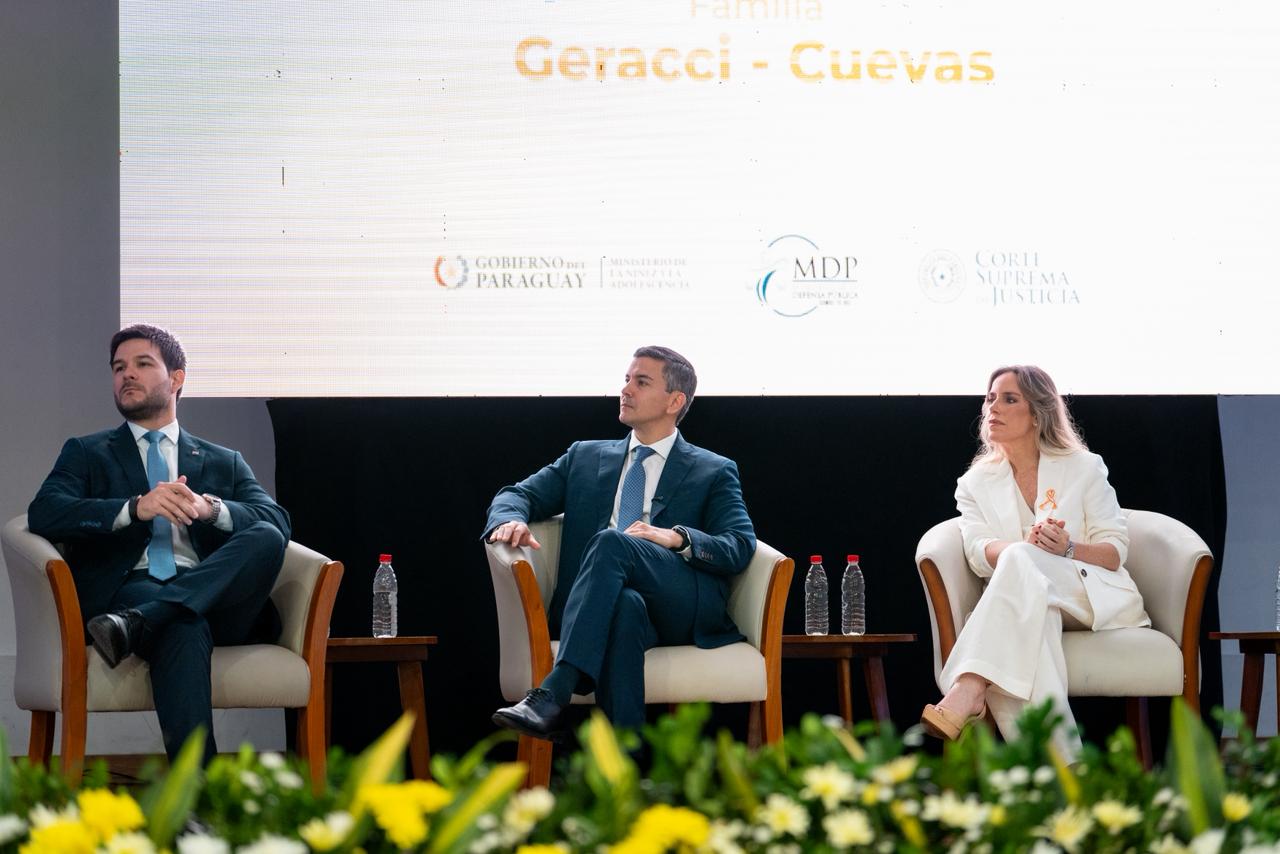 Un año del programa Familias de la Guarda: más hogares para más niños Un año del programa Familias de la Guarda: más hogares para más niños