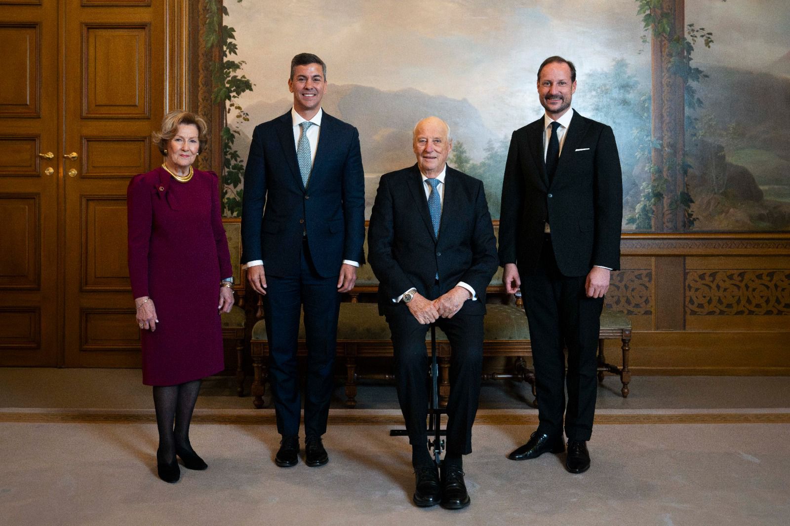 Presidente Peña se reúne con el Rey Harald V de Noruega Presidente Peña se reúne con el Rey Harald V de Noruega