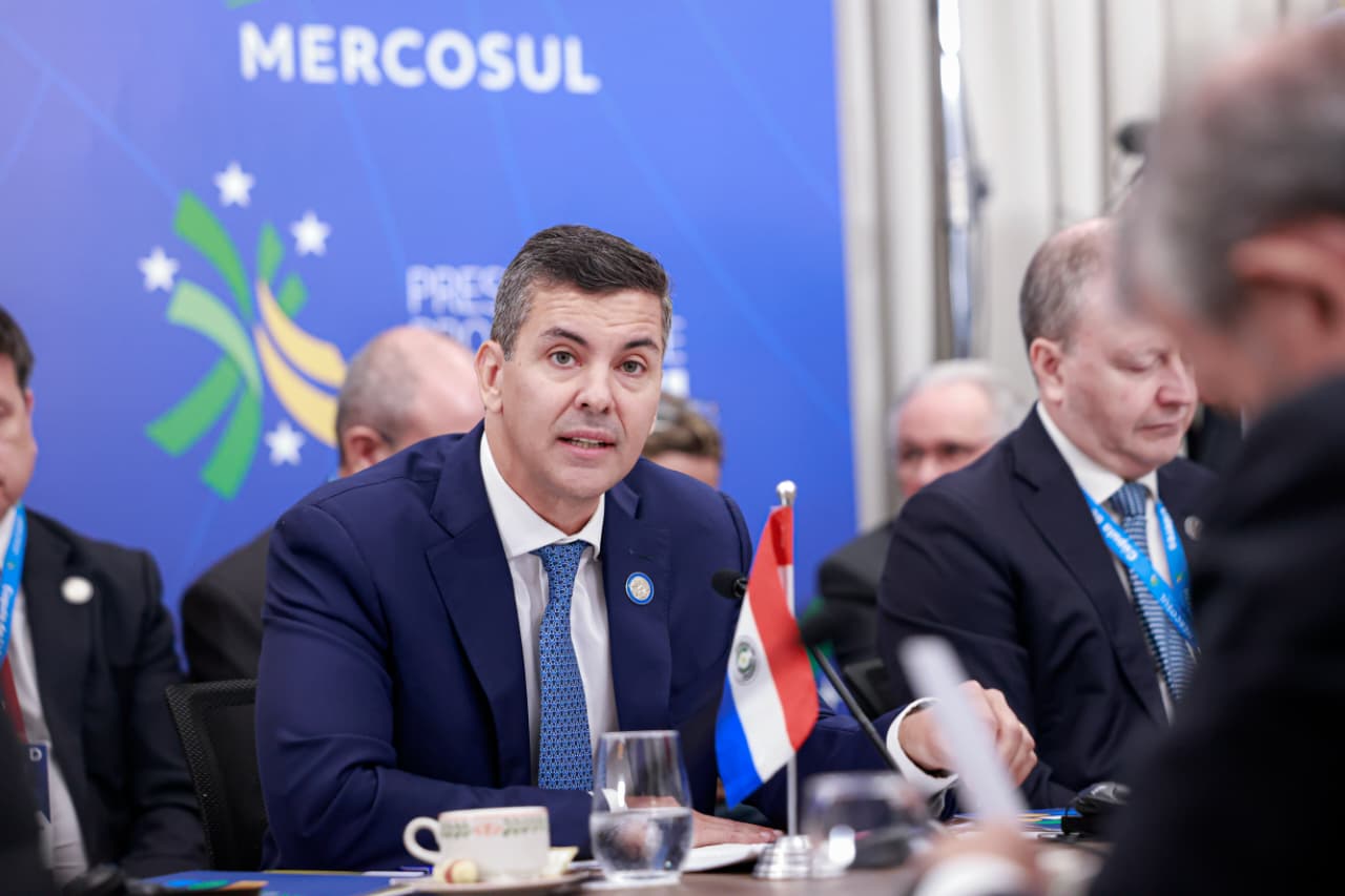 Presidente Santiago Peña plantea una agenda de integración más ambiciosa durante la Cumbre del MERCOSUR