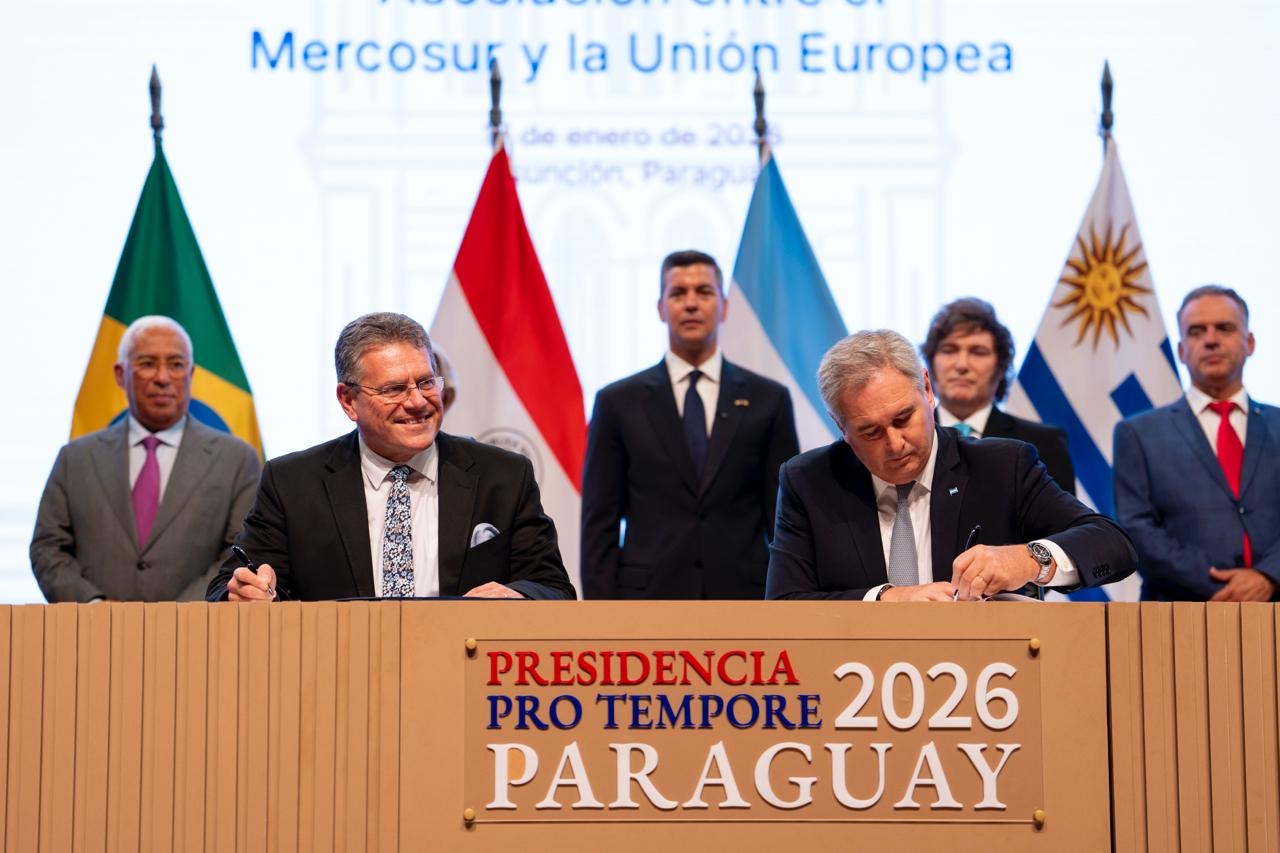 Bajo el liderazgo del Presidente Santiago Peña, Paraguay es escenario de la firma histórica del Acuerdo UE–Mercosur Bajo el liderazgo del Presidente Santiago Peña, Paraguay es escenario de la firma histórica del Acuerdo UE–Mercosur