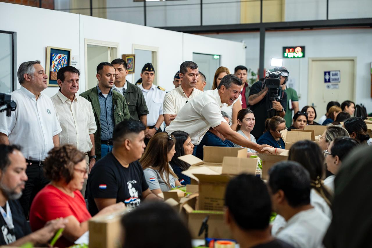 Presidente Peña supervisa y anticipa el operativo de kits escolares 2026