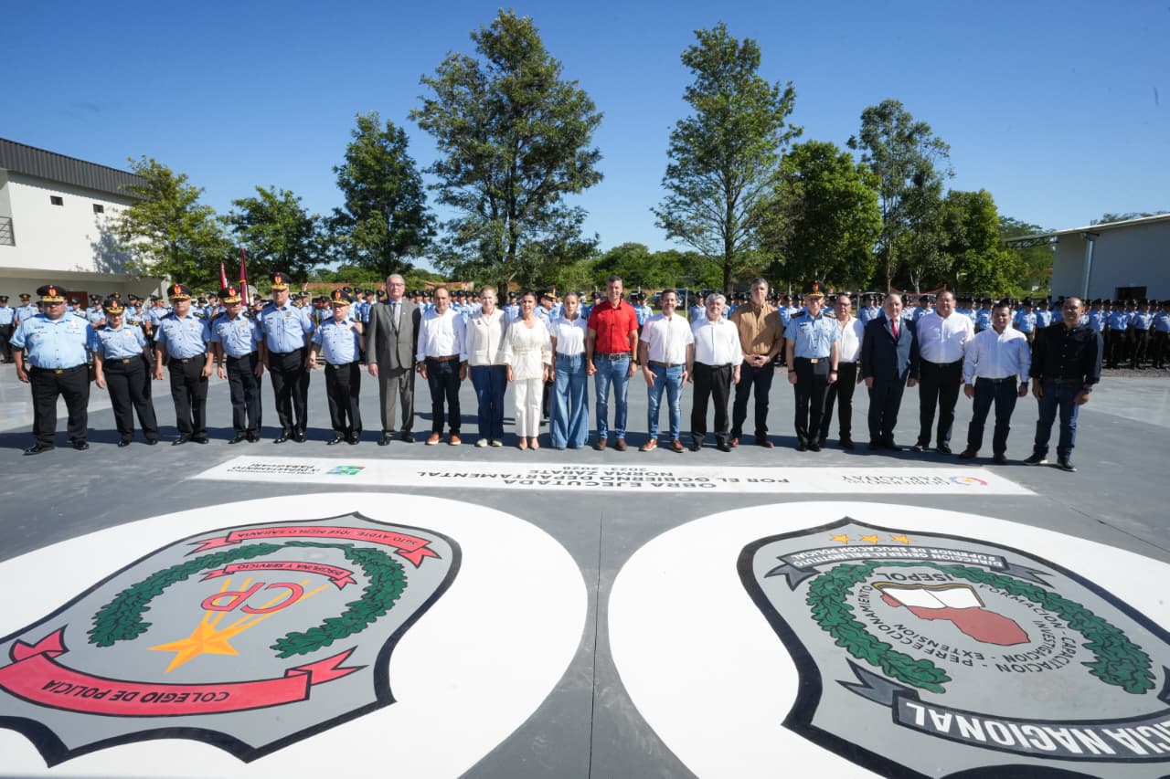 Presidente Peña inaugura moderna infraestructura para la formación policial en Paraguarí