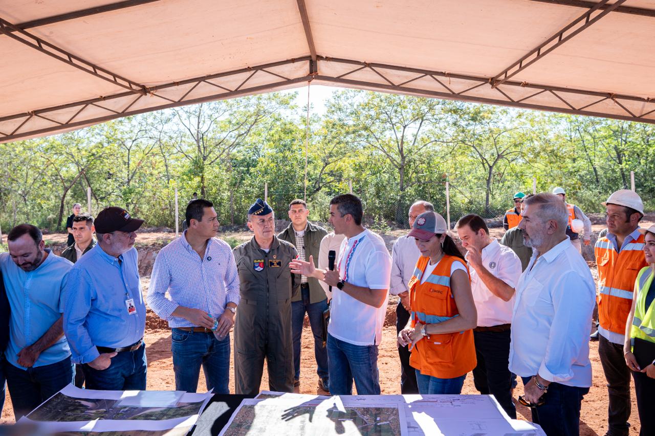 Presidente Peña supervisa obras del Corredor Vial Las Residentas en Luque