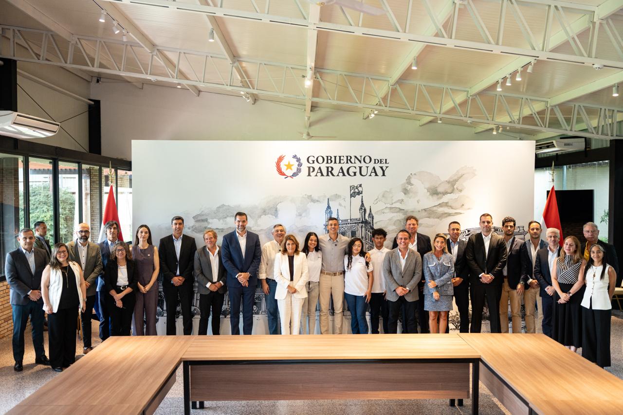 Jóvenes Conectados 2026 amplía alcance a 35.000 estudiantes y fortalece la formación para el empleo en todo el país