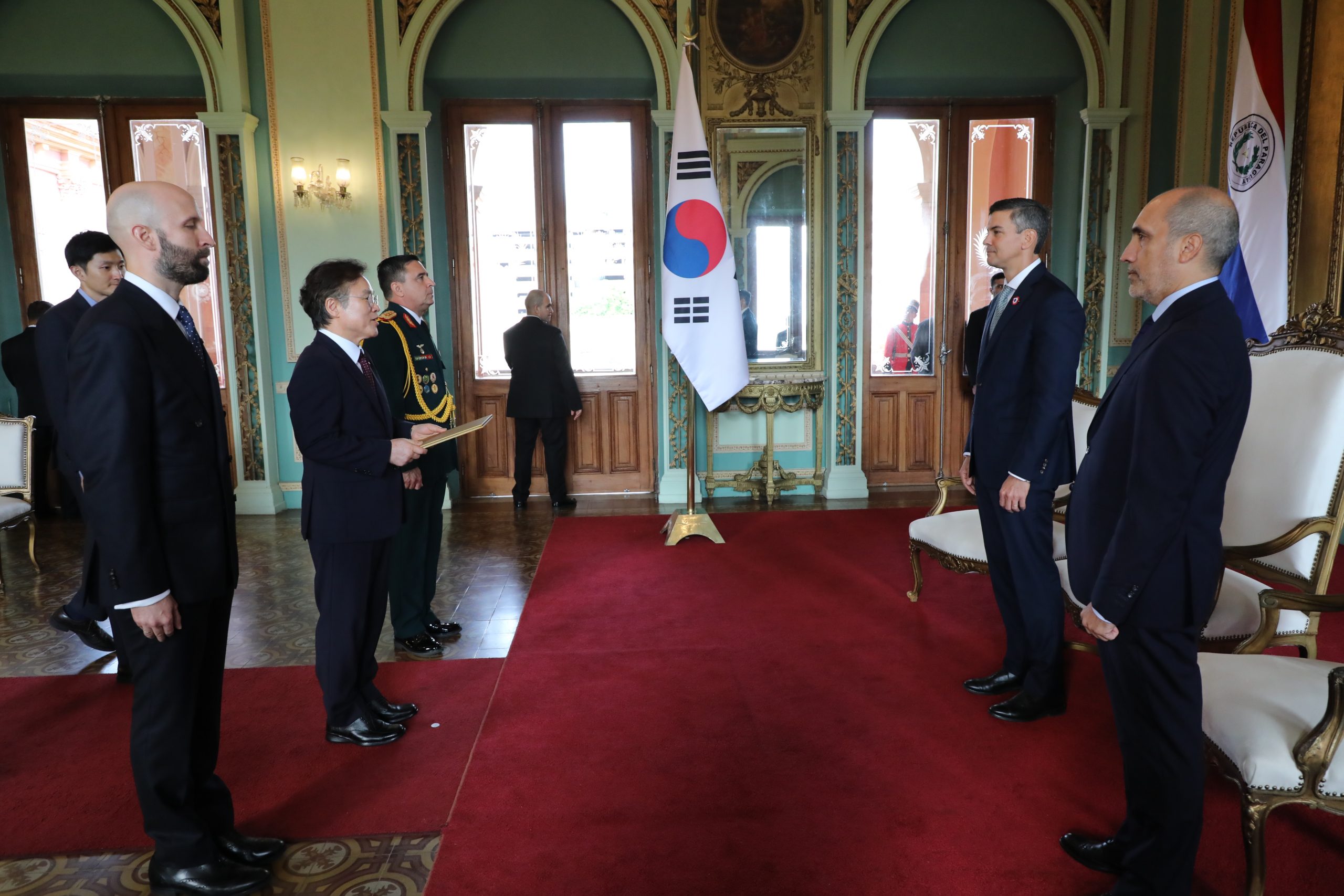 Presidente Peña recibe cartas credenciales de embajadores y refuerza la proyección internacional