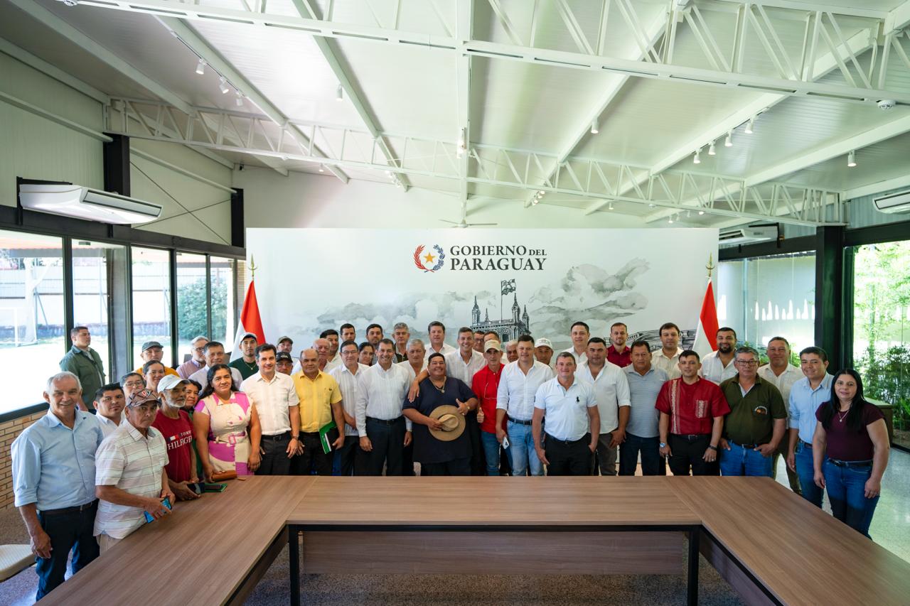 Reunión del Presidente Peña con el sector productivo en Mburuvicha Róga