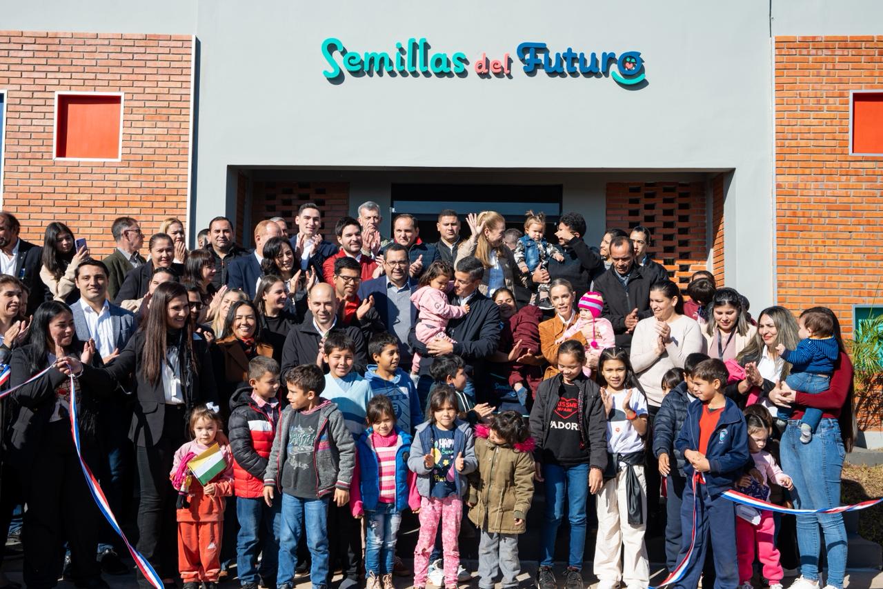 Presidente Peña inaugura en Cambyretá el cuarto Centro de Atención Integral a la Primera Infancia