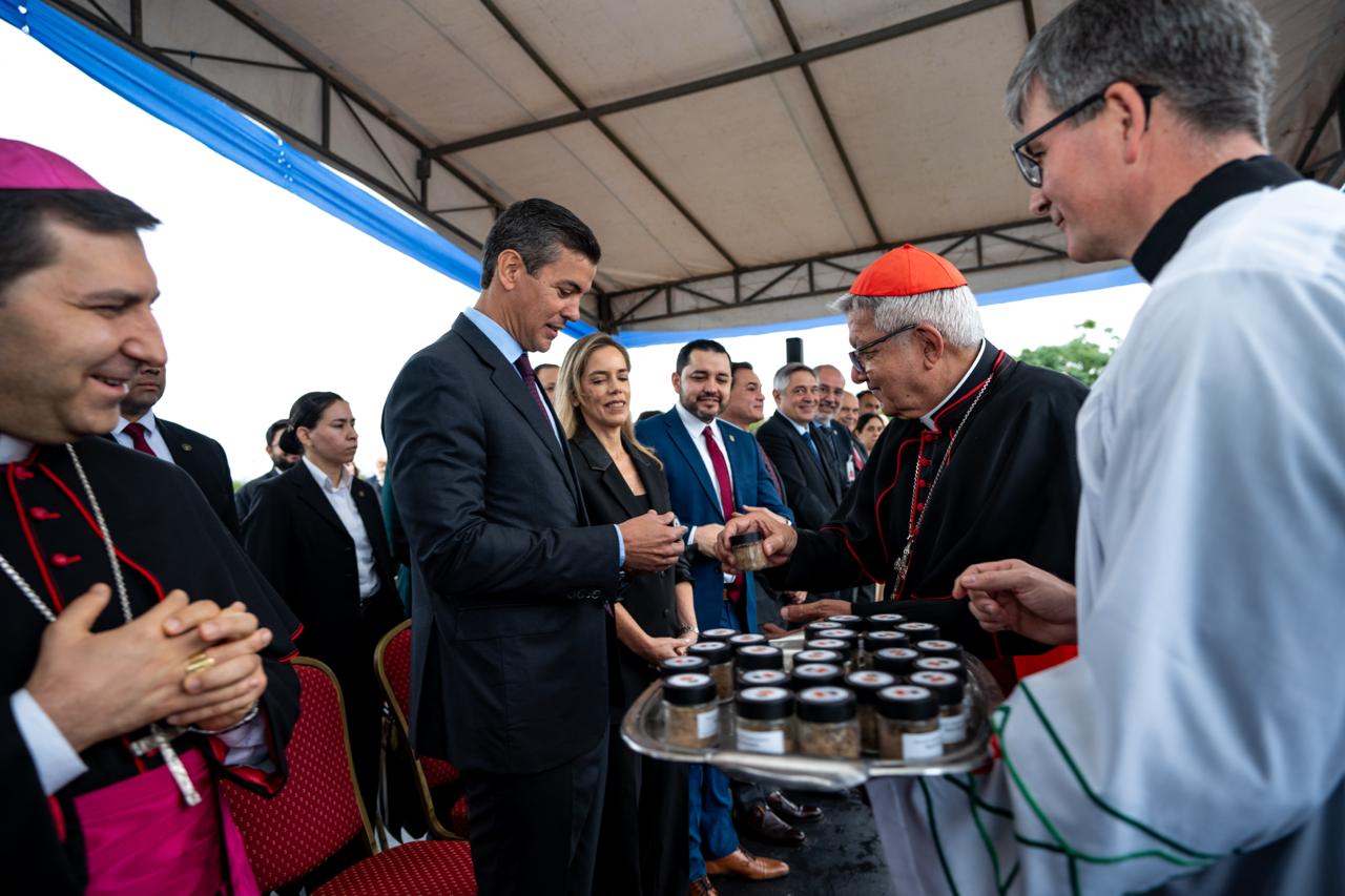 Presidente Peña encabeza acto de inicio del monumento a la Virgen de la Asunción Presidente Peña encabeza acto de inicio del monumento a la Virgen de la Asunción
