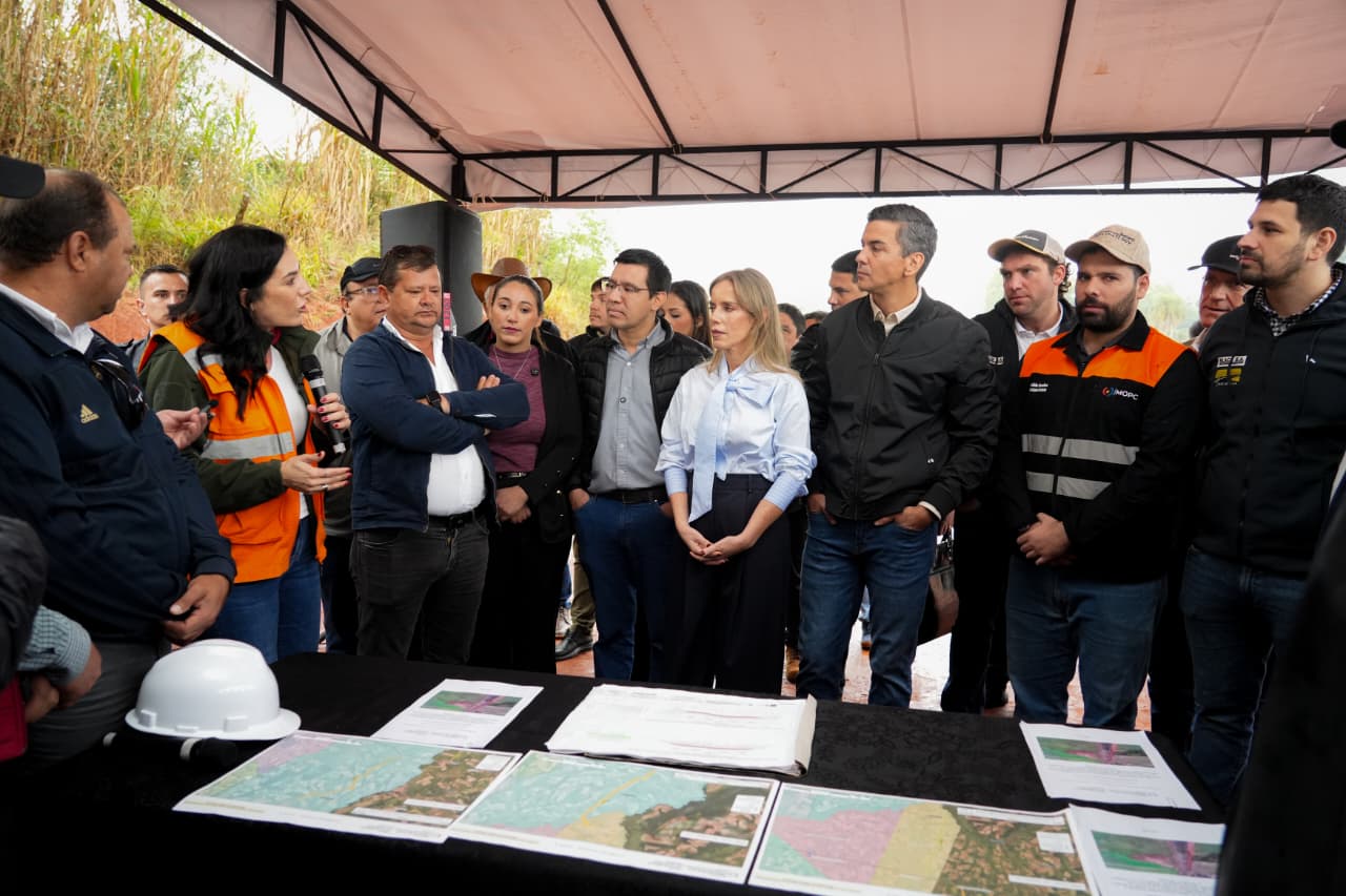 Obras entre San Cristóbal y Juan E. O’Leary avanzan para beneficiar a más de 40.000 habitantes Obras entre San Cristóbal y Juan E. O’Leary avanzan para beneficiar a más de 40.000 habitantes