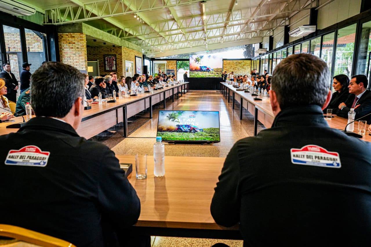 Presidente Peña encabezó reunión para coordinar los avances del WRC ueno Rally del Paraguay 2026 Presidente Peña encabezó reunión para coordinar los avances del WRC ueno Rally del Paraguay 2026